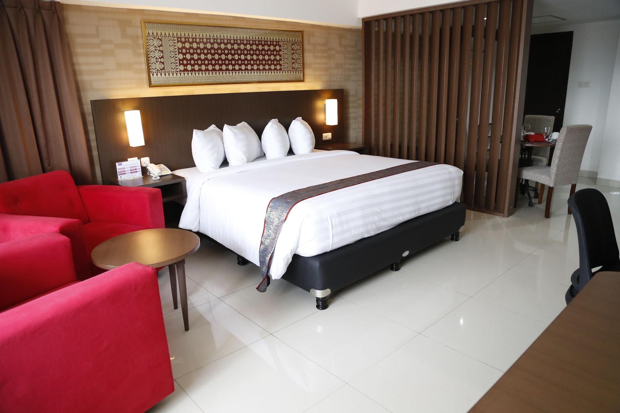 Grand Inna Medan Exterior photo
