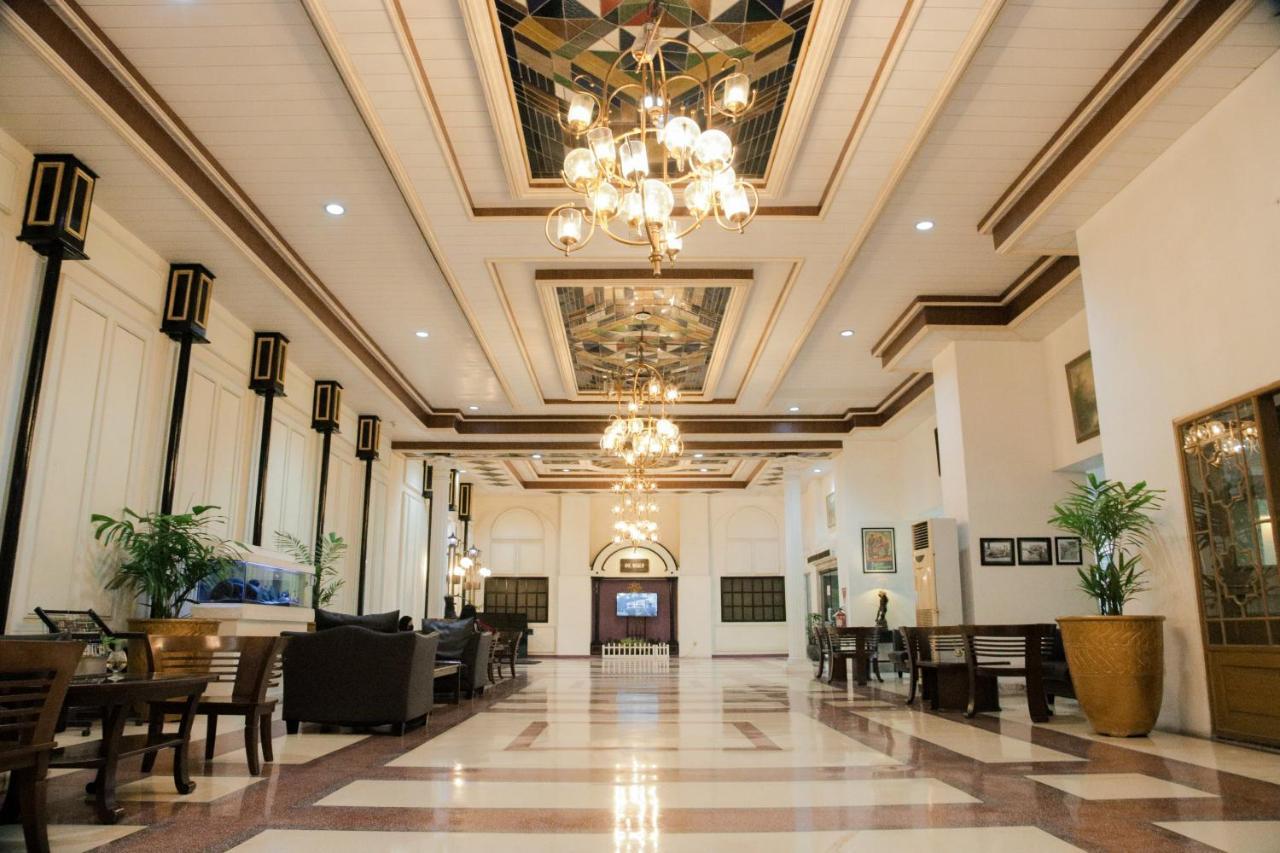 Grand Inna Medan Exterior photo