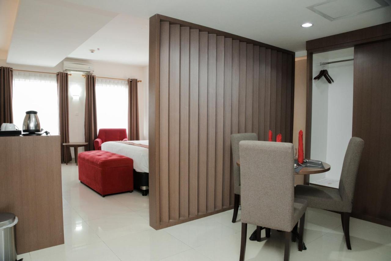 Grand Inna Medan Exterior photo