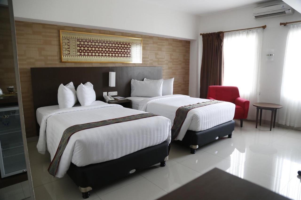 Grand Inna Medan Exterior photo